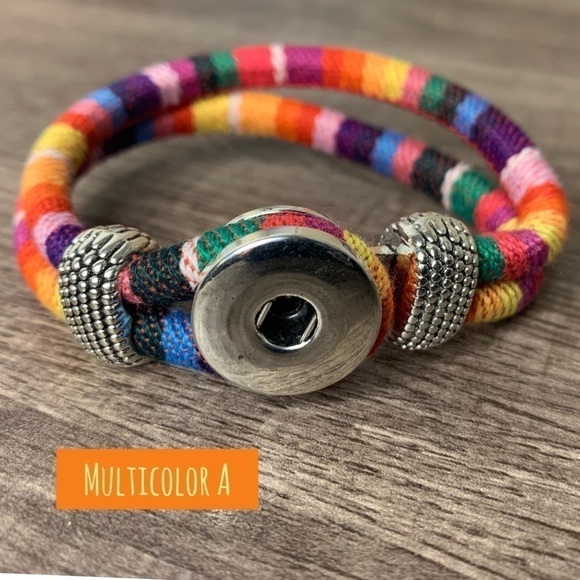 Ginger Snap Bracelet and Set of 2 Buttons Plaid - Picture 1 of 8